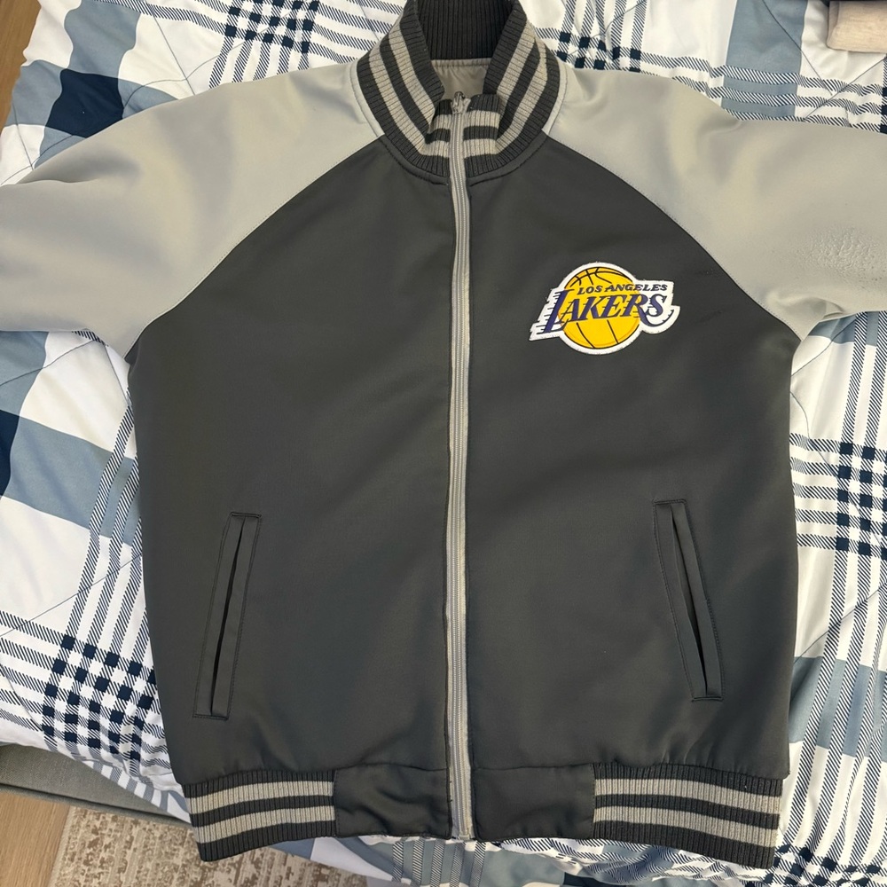 Reversible Lakers jacket medium